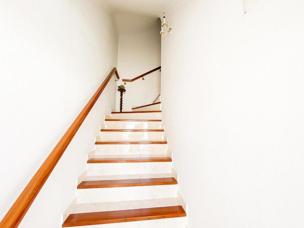 Casa Elza - Apartamento calmo com terraço Espiche Exterior foto